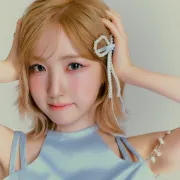 Hitomi
